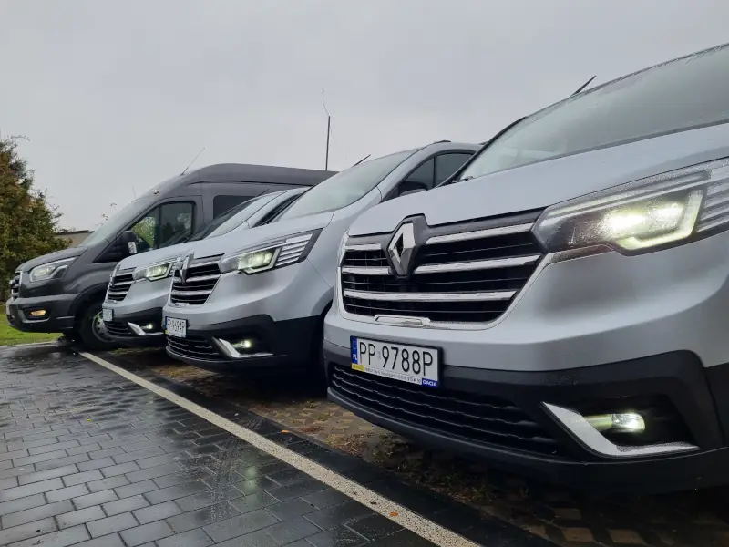 przewozy-flota-transport-osob-paczek-do-niemiec-holanida-belgia-przewozy-osob